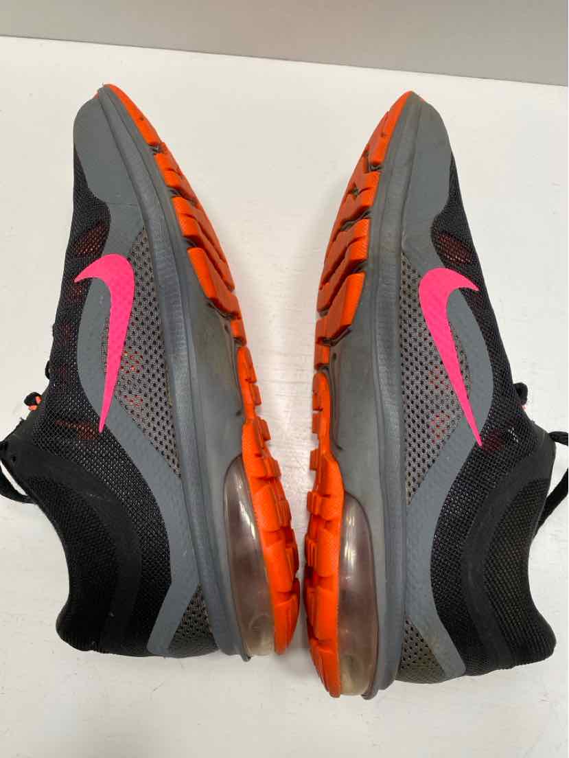 Nike 9.5 Sneakers