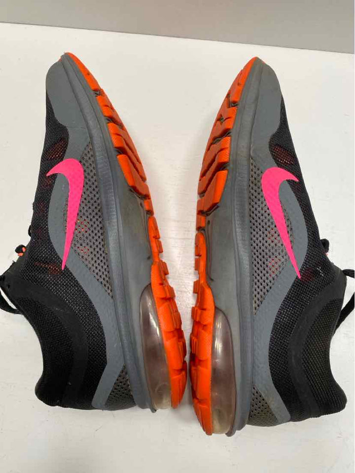 Nike 9.5 Sneakers