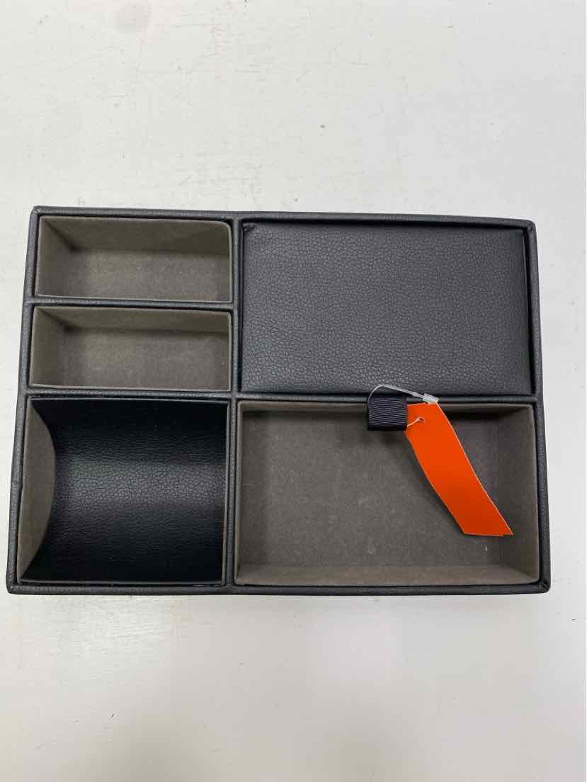 misc. organizng container