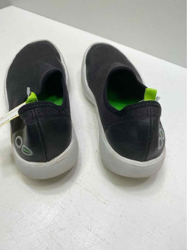 oofos 7w slip on