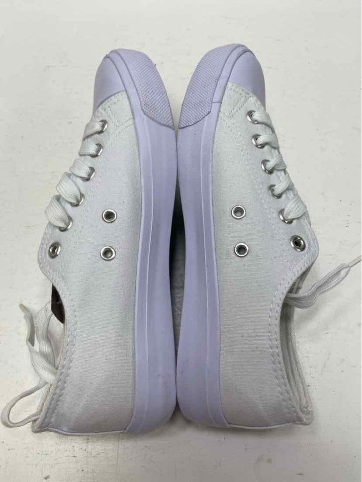 BCG 7.5 Sneakers