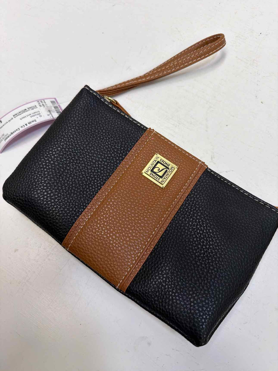 STONE MOUNTAIN Wristlet