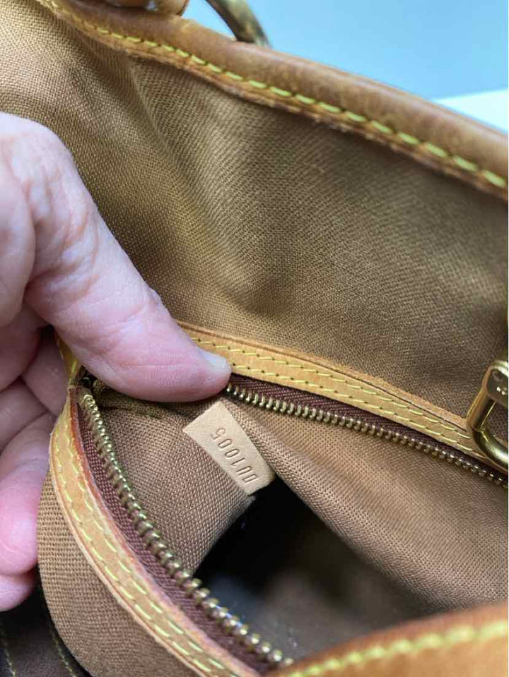 Louis Vuitton Purse