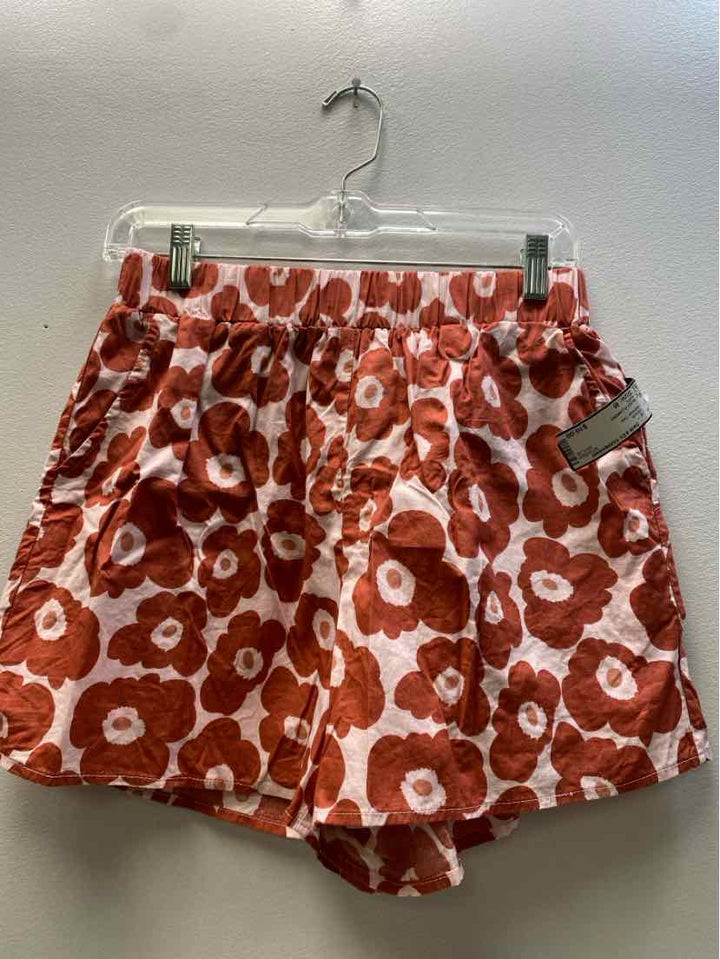 entro Size M Shorts