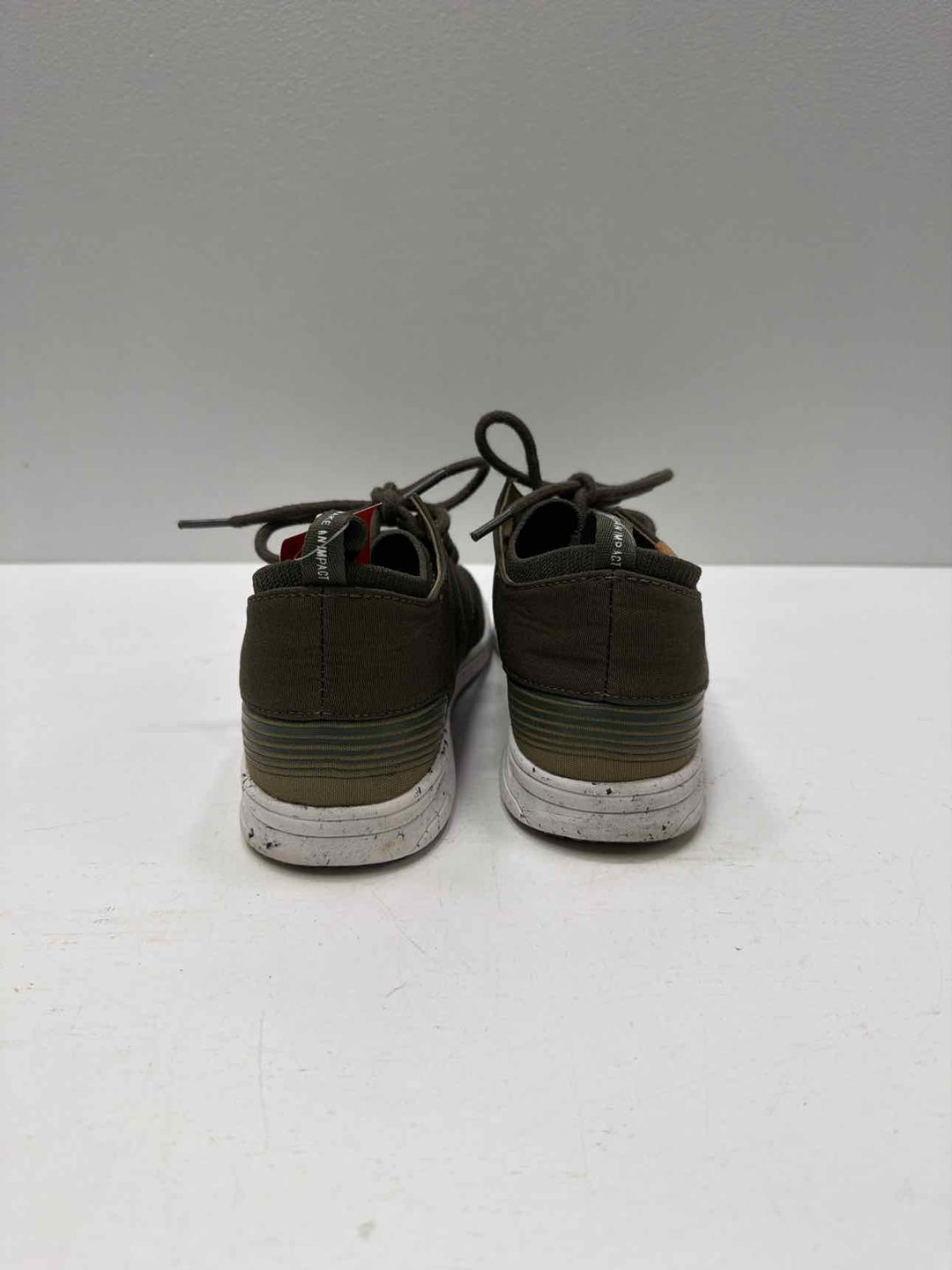 Saola 7 Sneakers