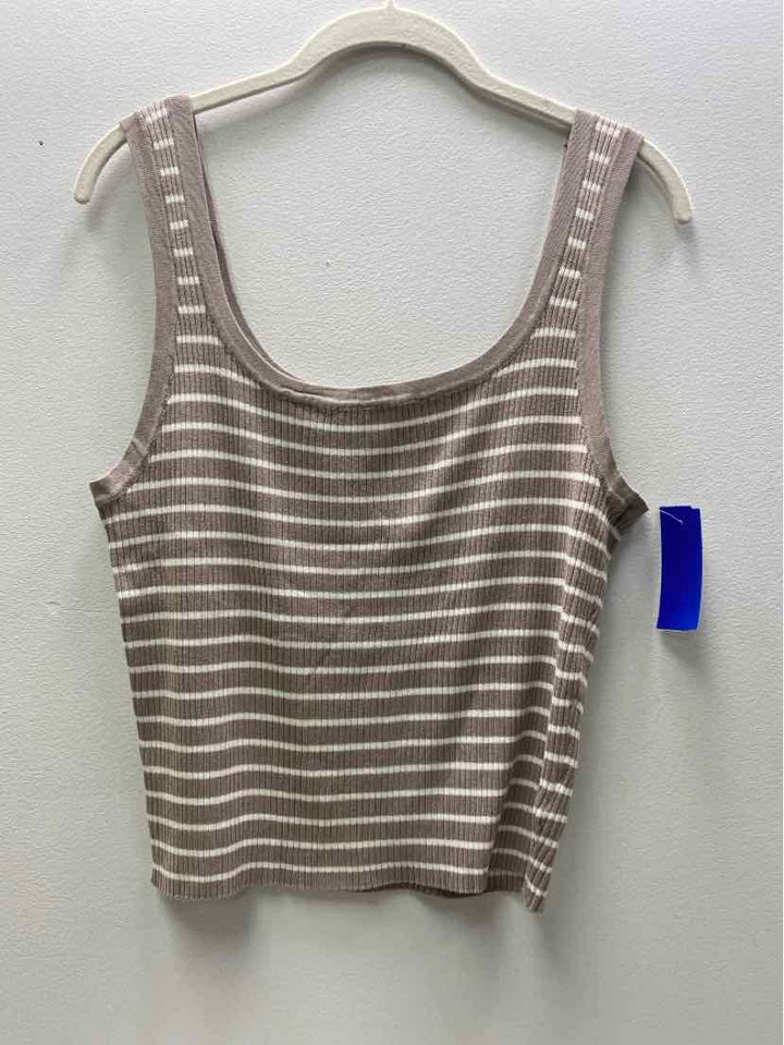 Divided Size XL Sweater