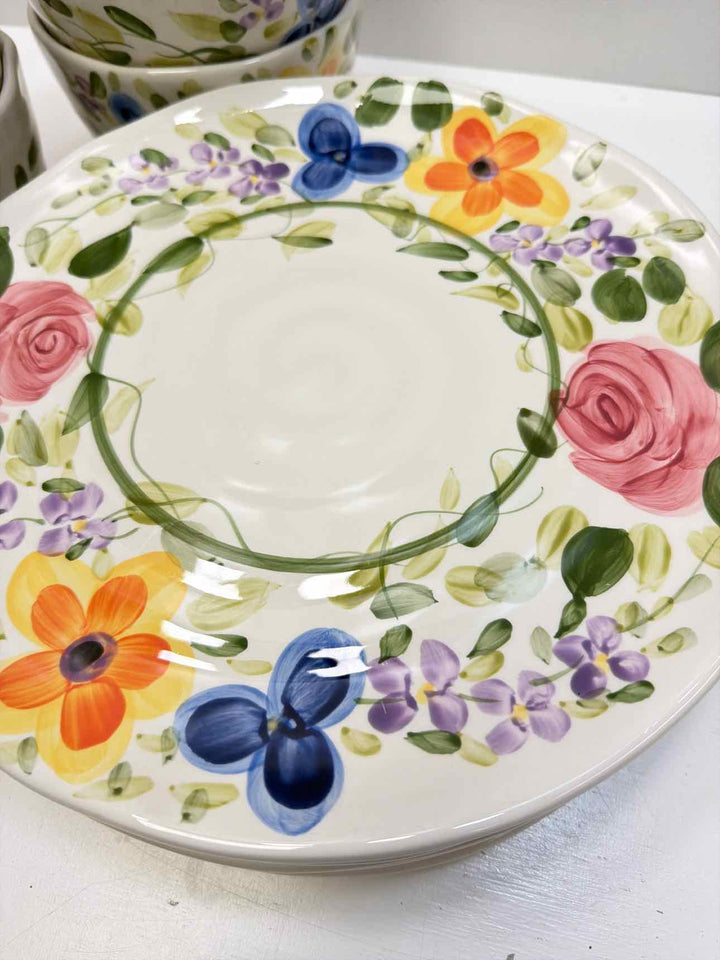 Mariams garden dish set