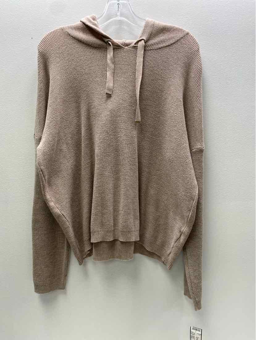 Cyrus Size L Sweater