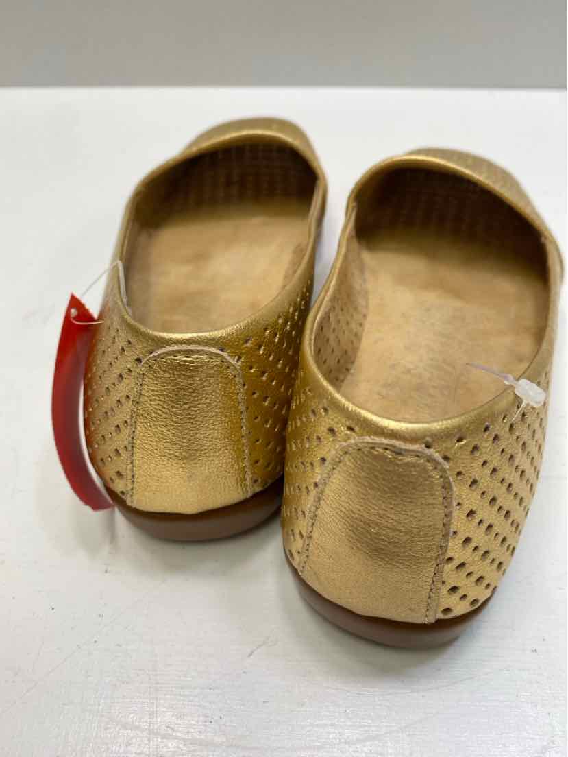 7? Loafers