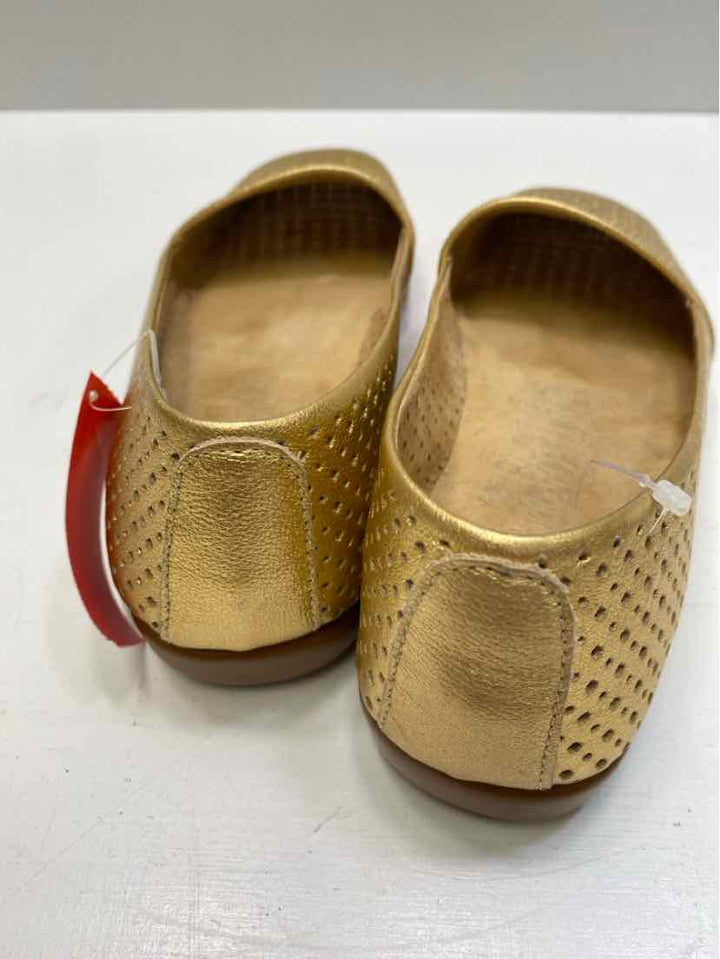 7? Loafers