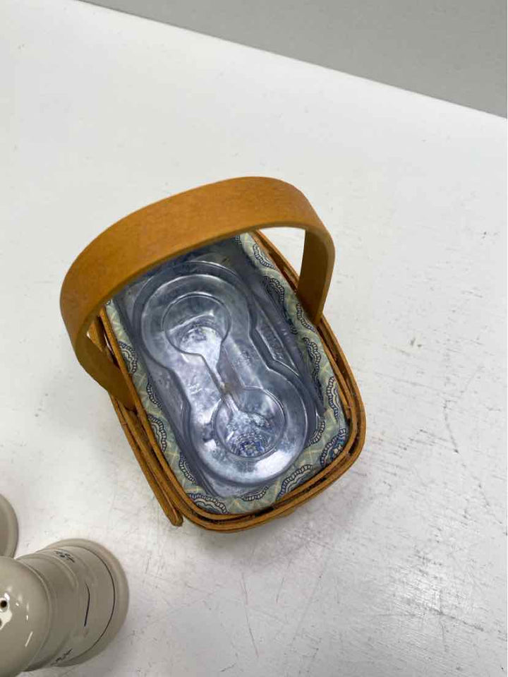 longaberger Salt & Pepper