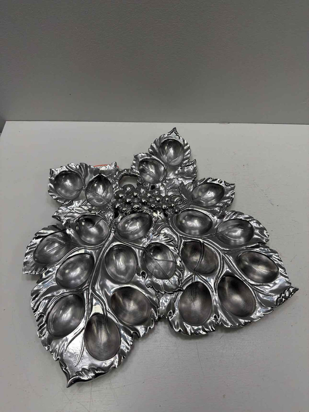 arthur court designs deviled egg container