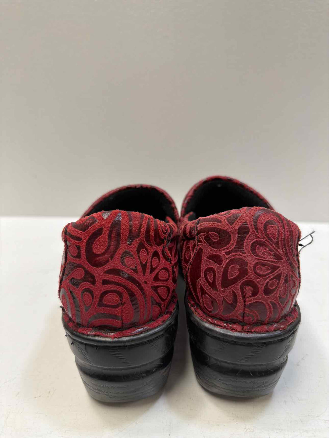 B.O.C. 7 Clogs