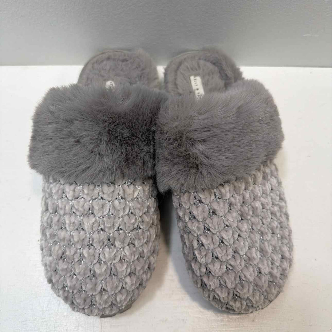 kelly & katie 9-10 Slippers
