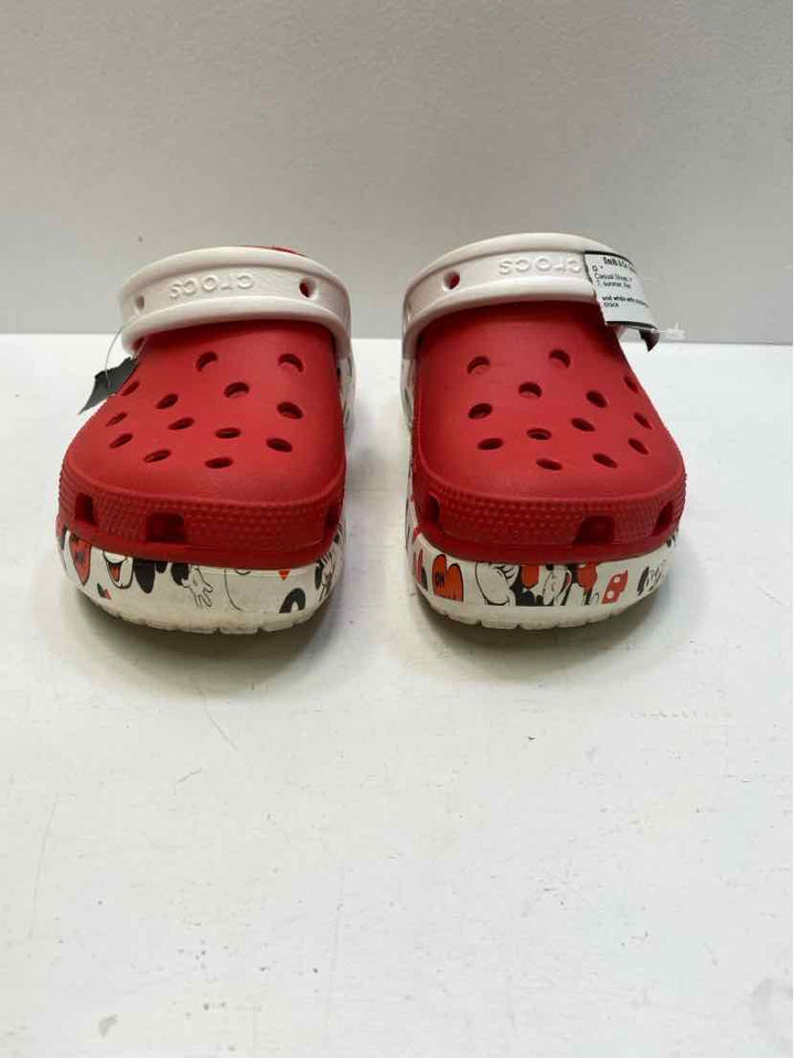 crocs 7 Casual Shoes