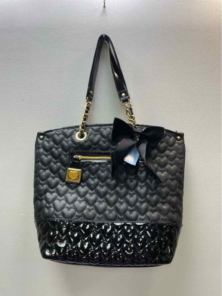 betsy johnson tote bag
