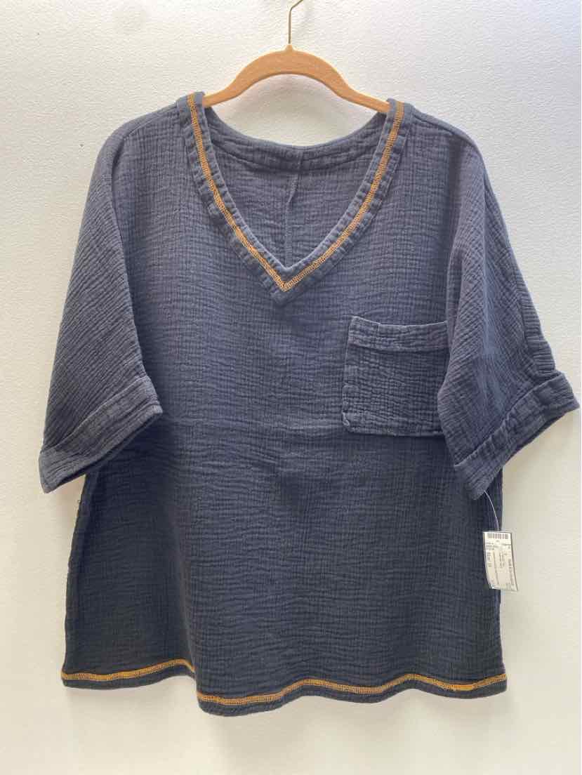 Size 2X Casual Top