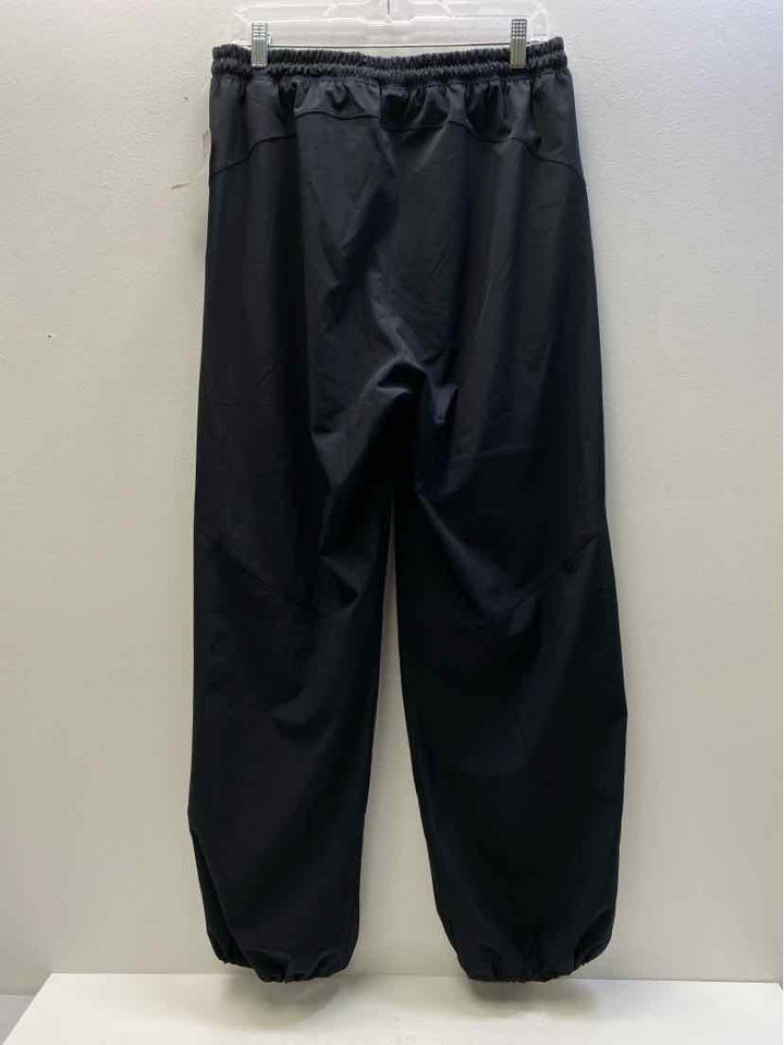Under Armour Size M Joggers