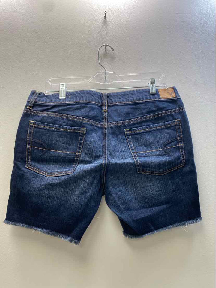American Eagle Size 8 Shorts