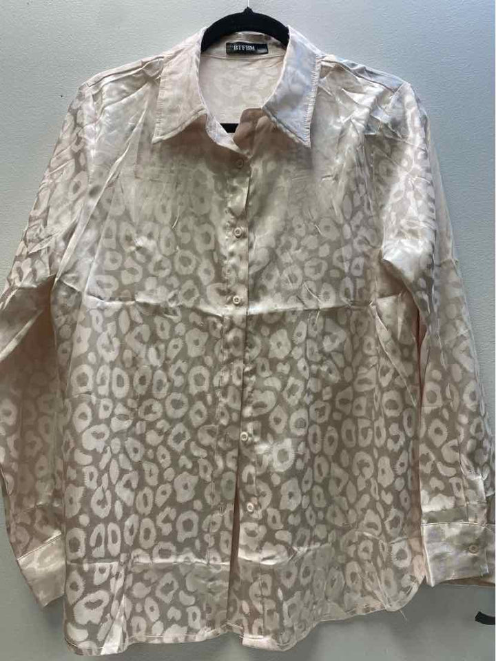 BTFBM Size M Blouse