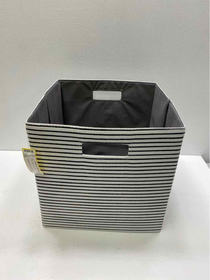 misc. organizng container