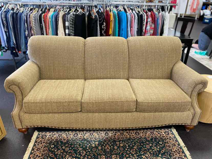 BASSETT Sofa