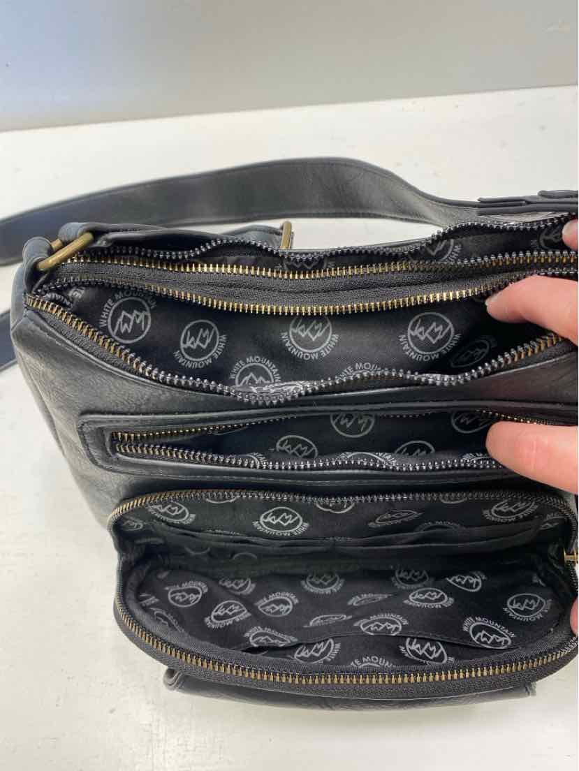 white mountain Purse