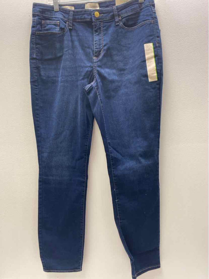 Universal Thread Size 12 Jeans