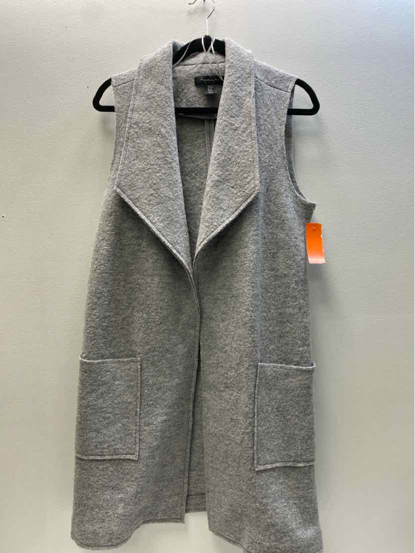 tahari Size M vest