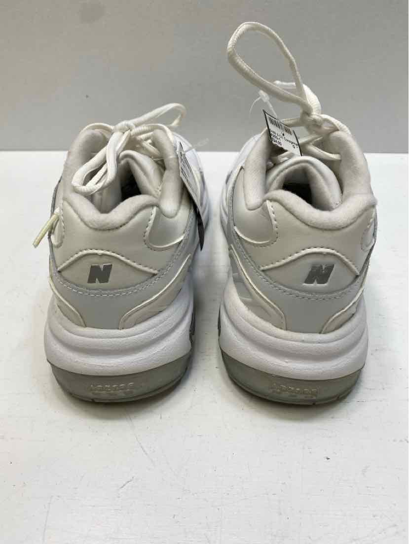New Balance 7 Sneakers