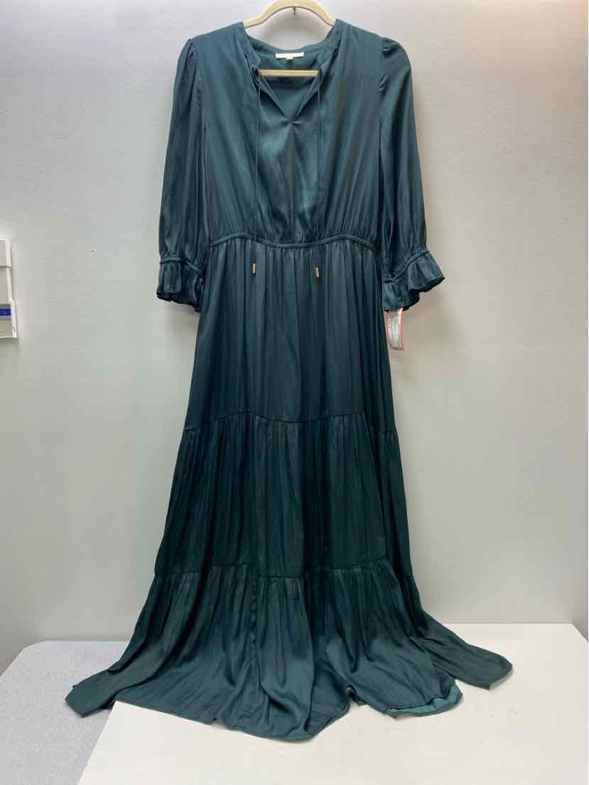 skies are blue Size S Dress