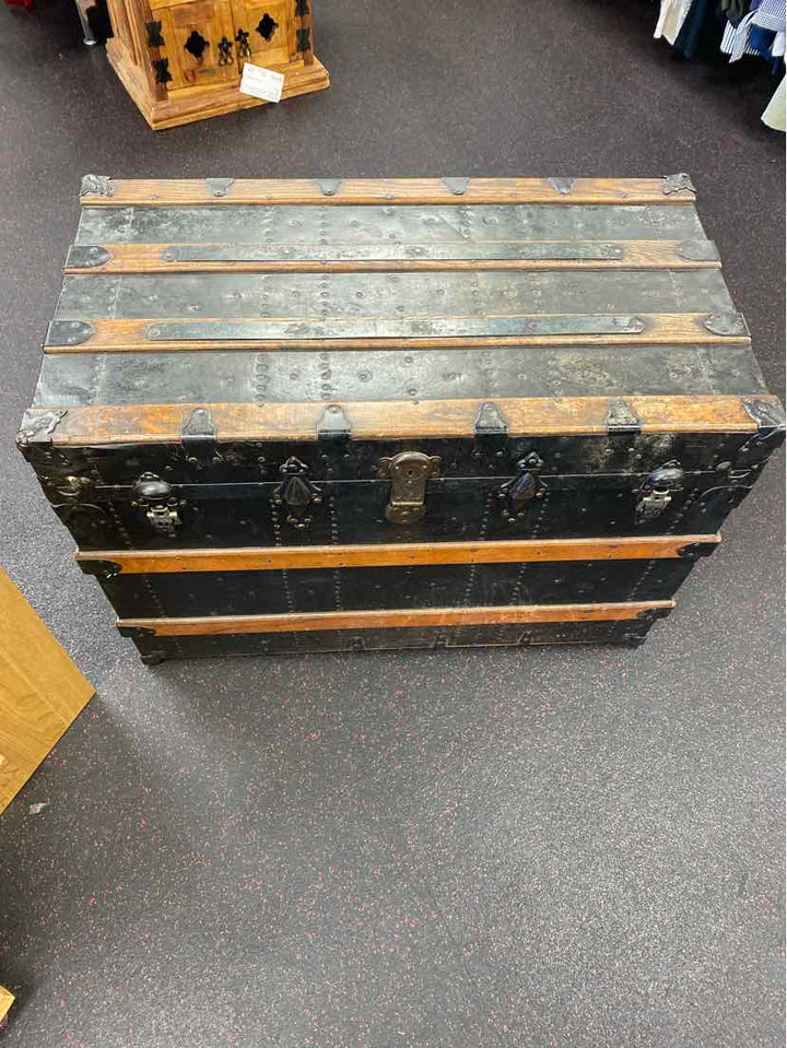 Reading Trunk Factory Trunk