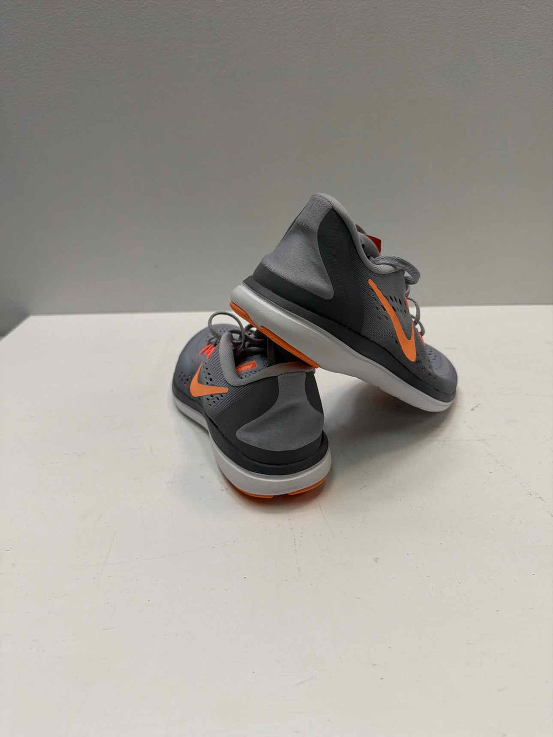 Nike 8.5 Sneakers