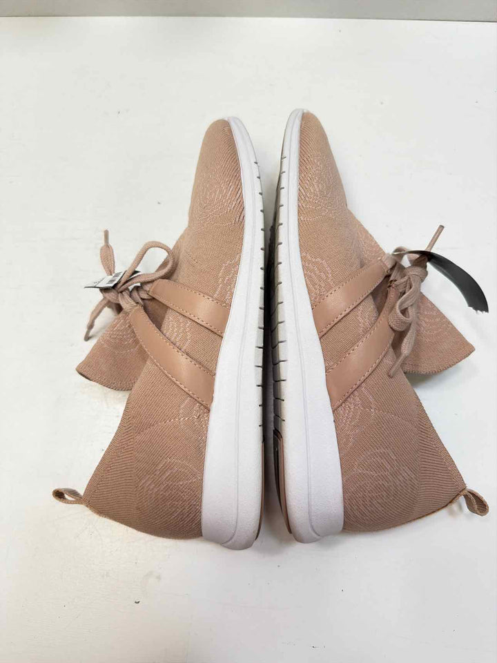 Isaac Mizrahi 8 Sneakers
