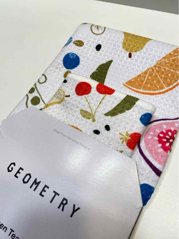 Geometry Towel Set