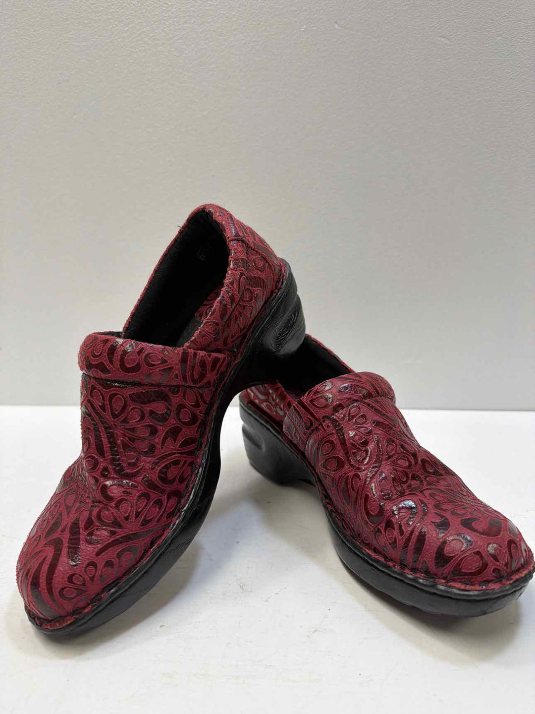 B.O.C. 7 Clogs