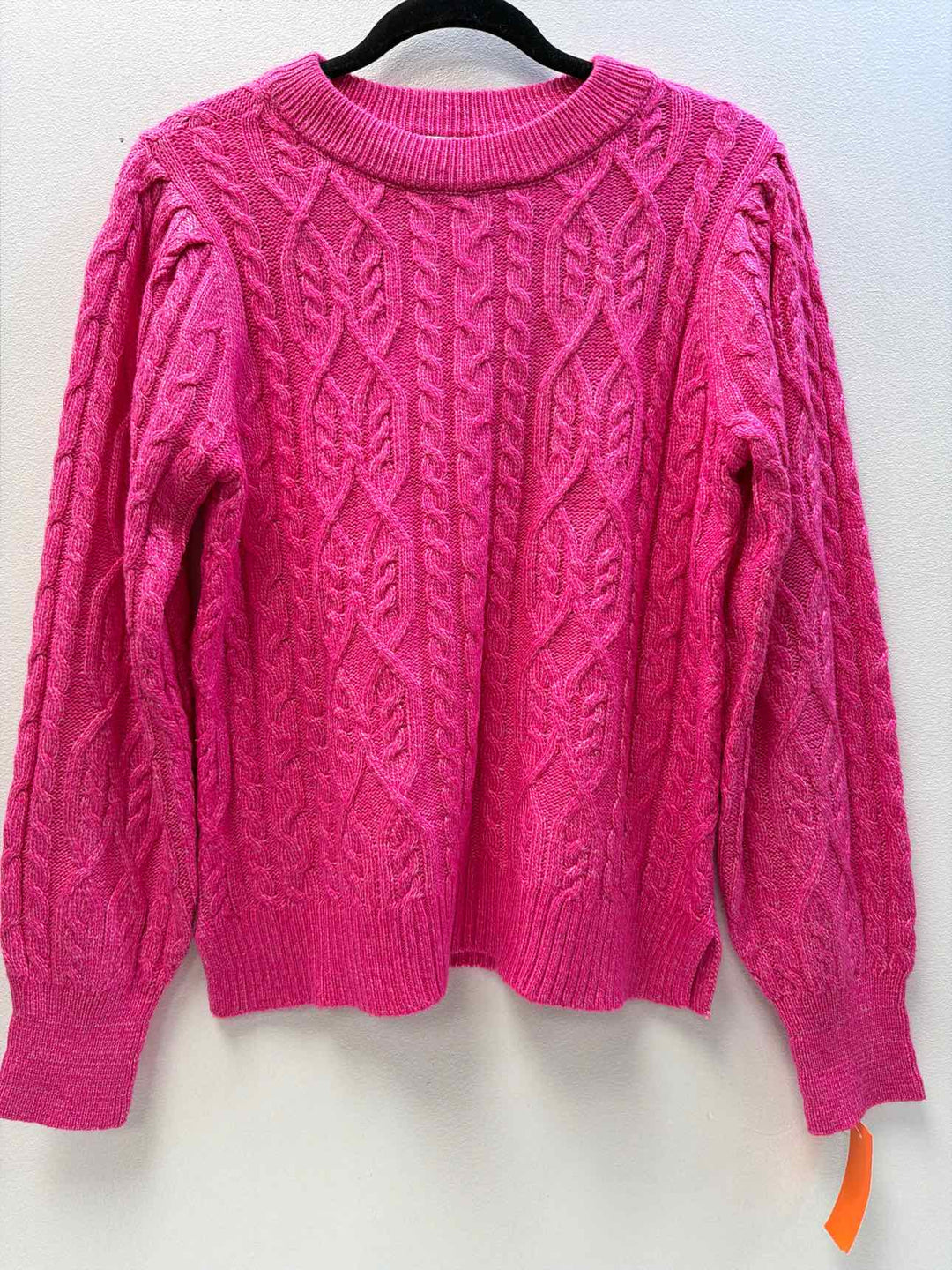 CROWN & IVY Size M Sweater