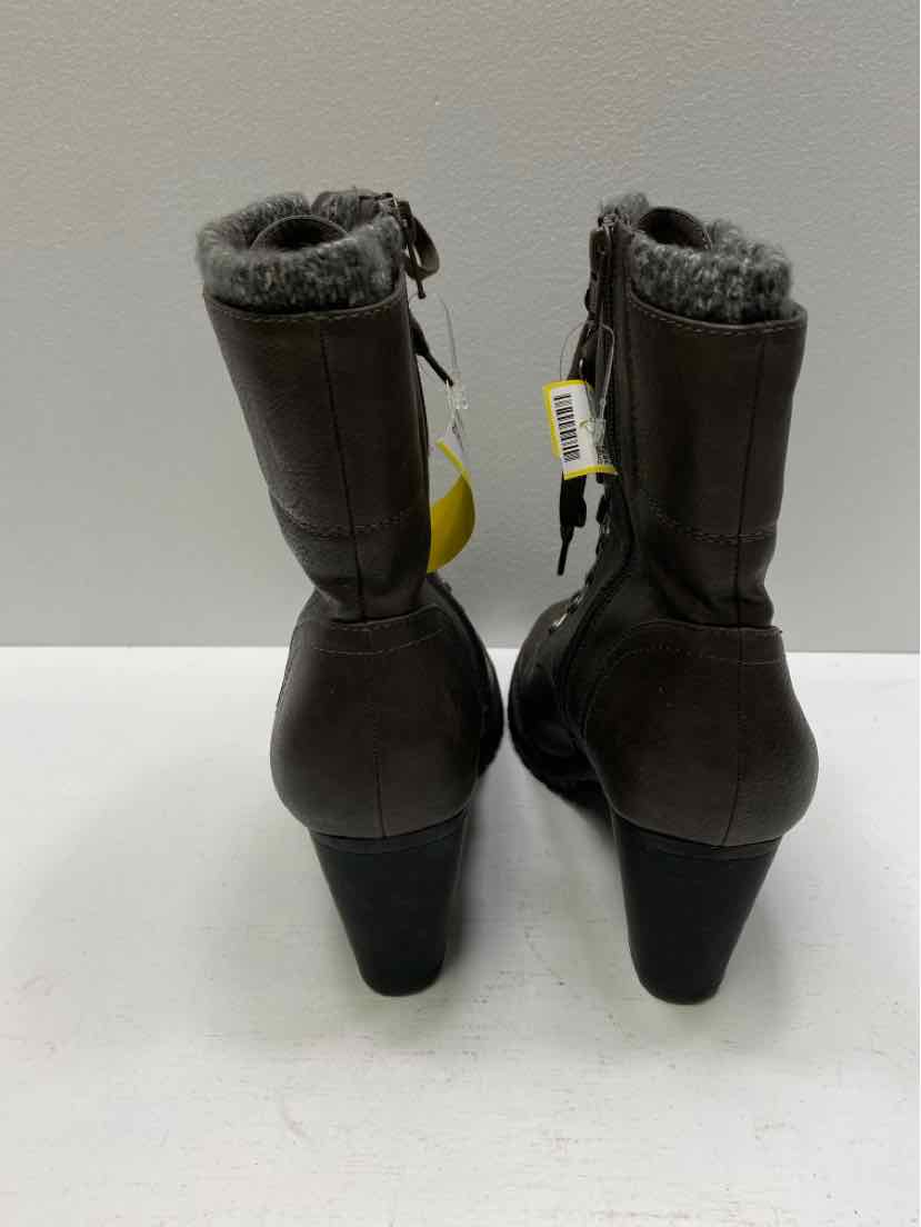 G.H.BASS & CO 10 Boots