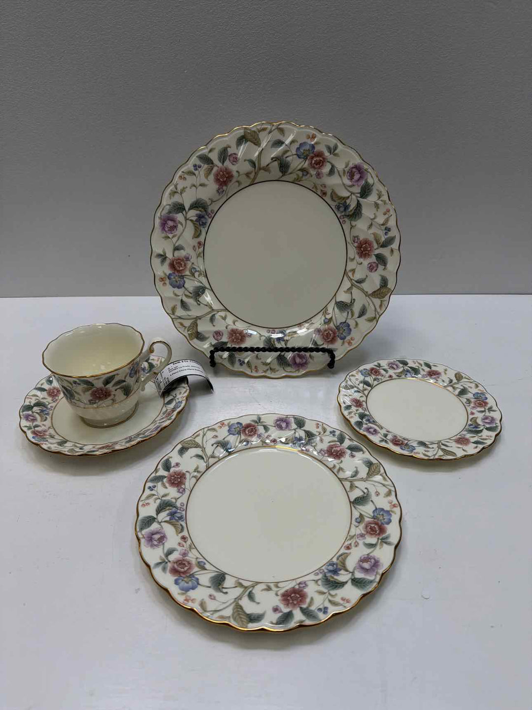 Noritake La Prada dish set