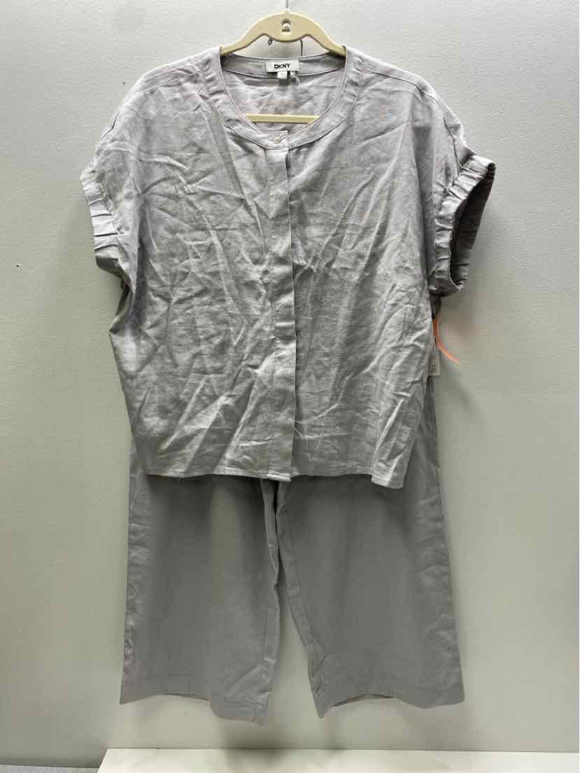 DKNY Size M 2PC Ensemble
