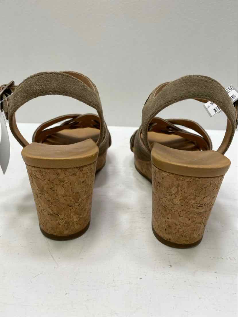 ugg 7 Sandals