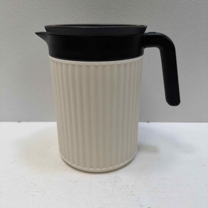 Maple Field Carafe