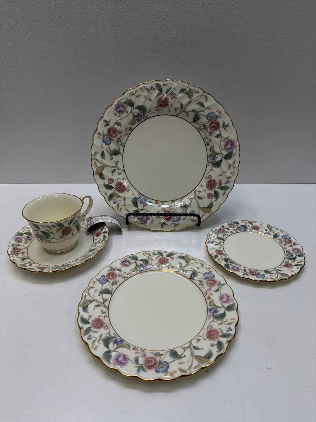 Noritake La Prada dish set