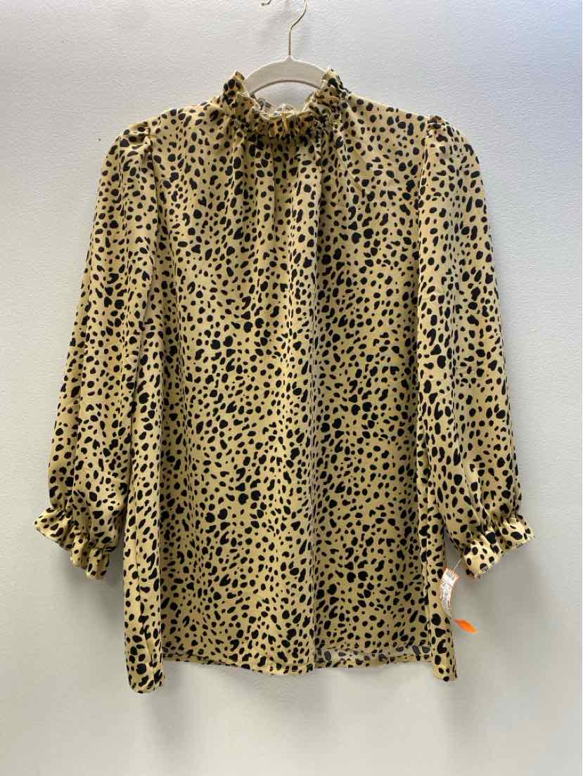 Angashion Size M Blouse