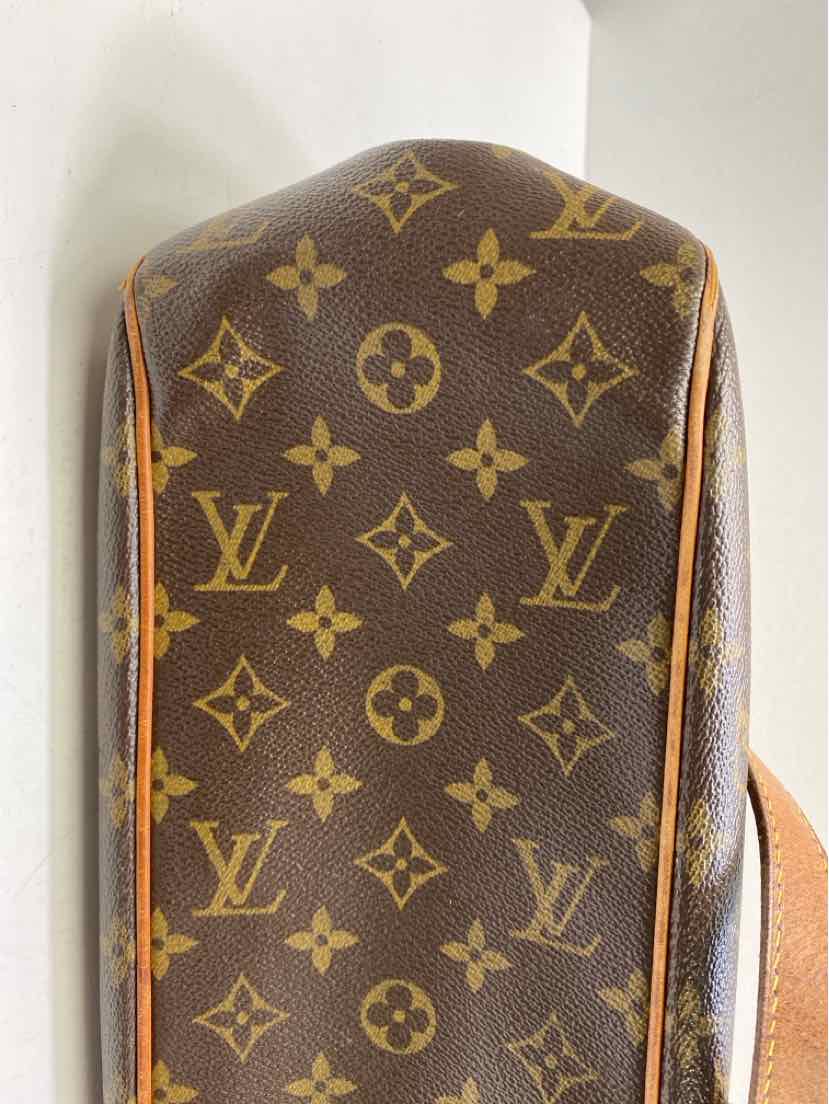 Louis Vuitton Purse
