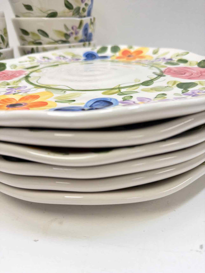 Mariams garden dish set