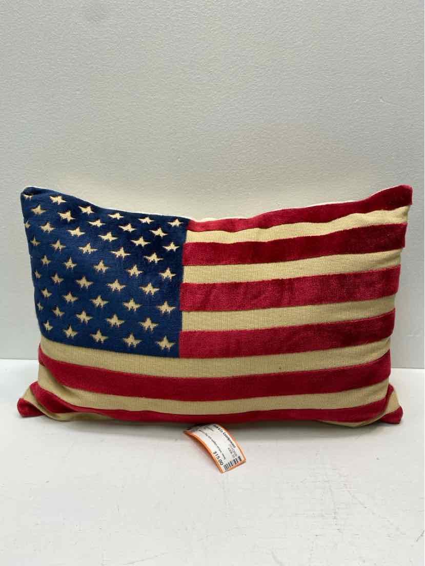 throw pillow