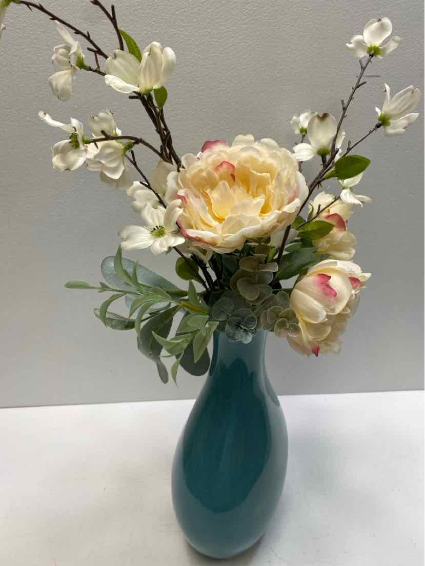 Southern Living at Home Vase