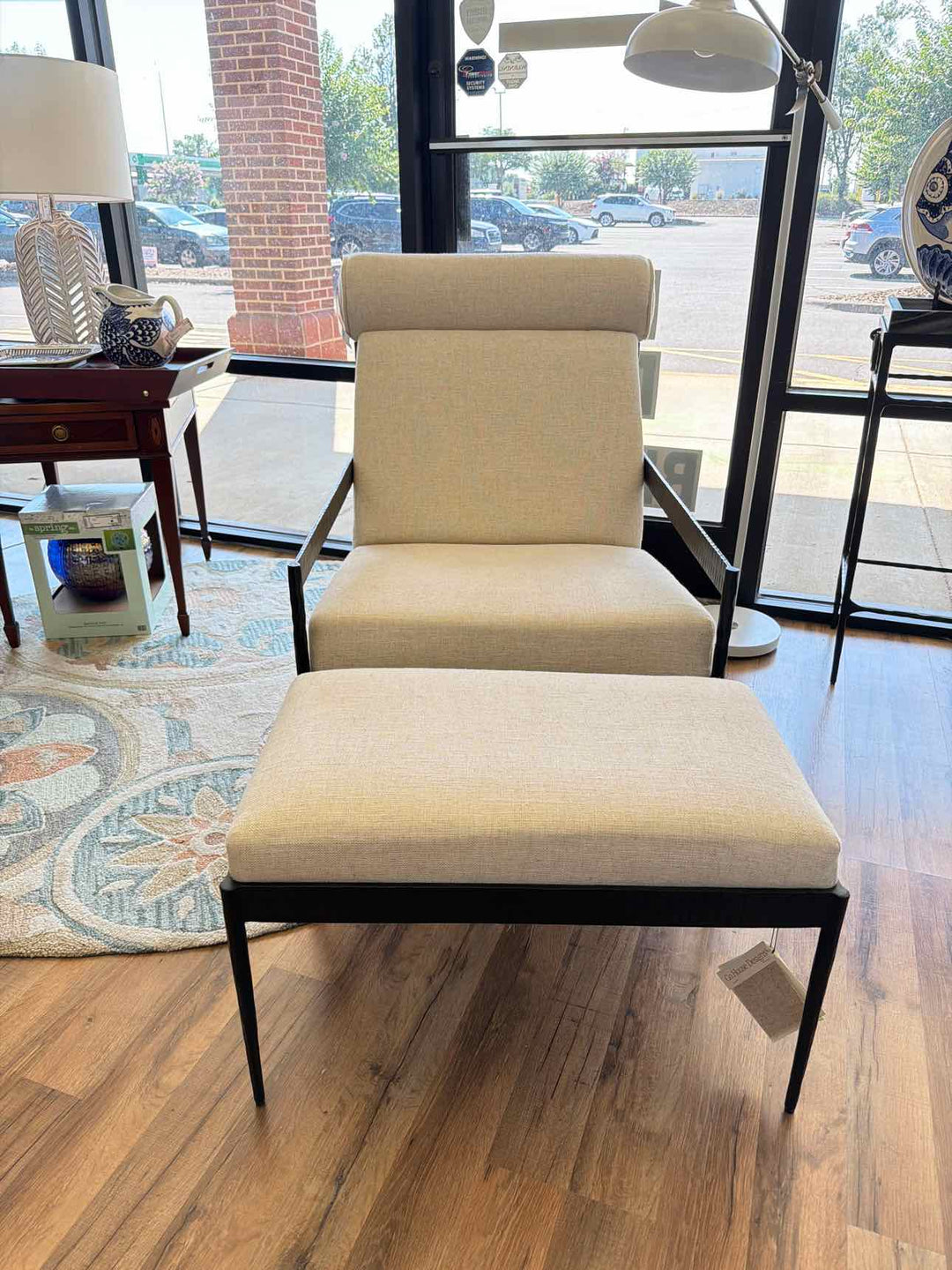 chair /ottoman set
