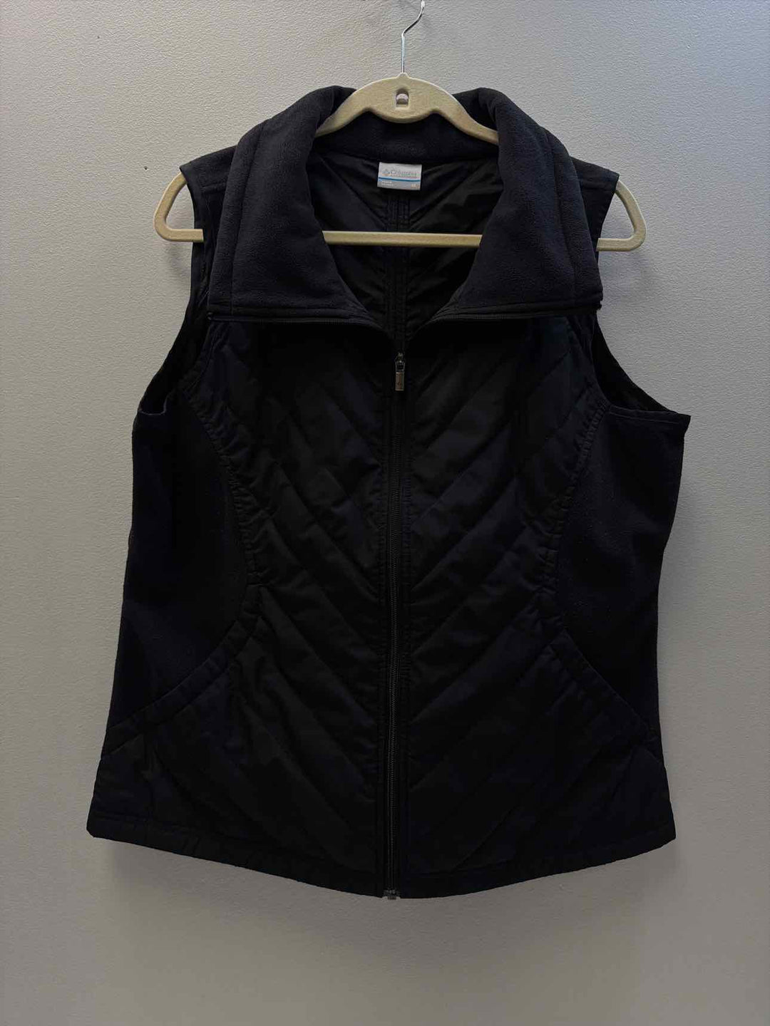 Columbia Size XL vest